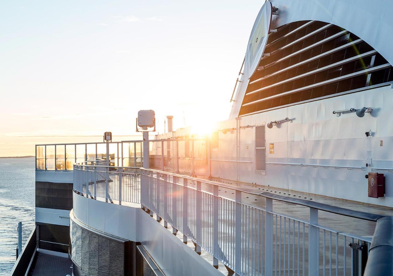 Viking Line Ferry Viking Grace - Mini-Cruise From Turku Hotel Exterior photo